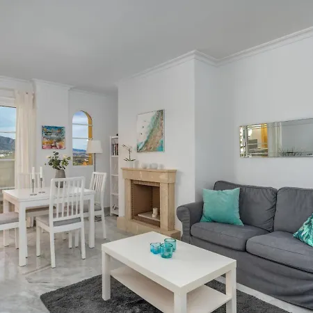 Apartament Senorio De Aloha By Interhome