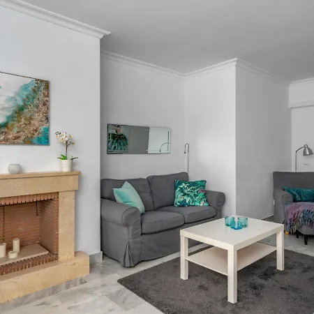 Appartement Senorio De Aloha By Interhome